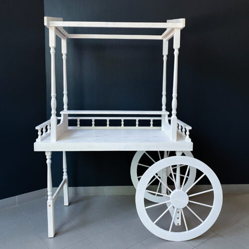 Puidust laud ratastel 'MARIE ANTOINETTE'