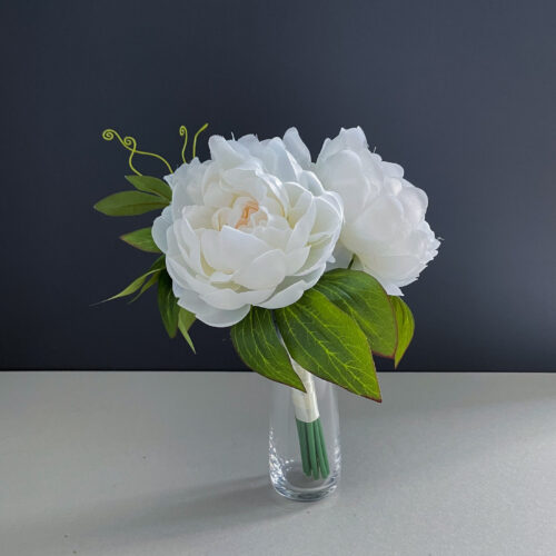 Kunstlill: pojengikimp 'BERTA WHITE'