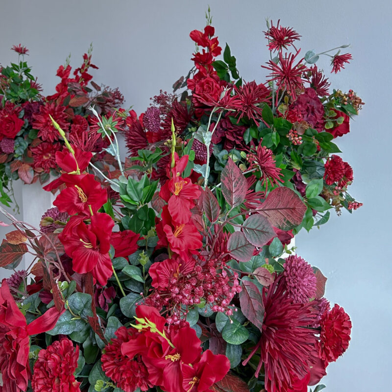Tseremooniaala 'SNOWY BURGUNDY' - Image 4